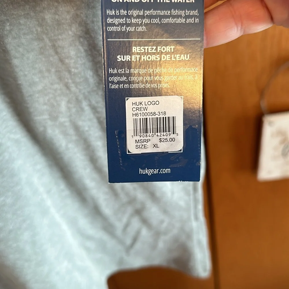 Huk Woman’s Grey T-Shirt NWT size XL - Picture 3 of 3